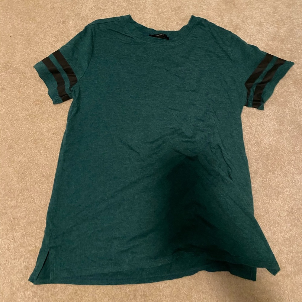 Forever 21 t shirt